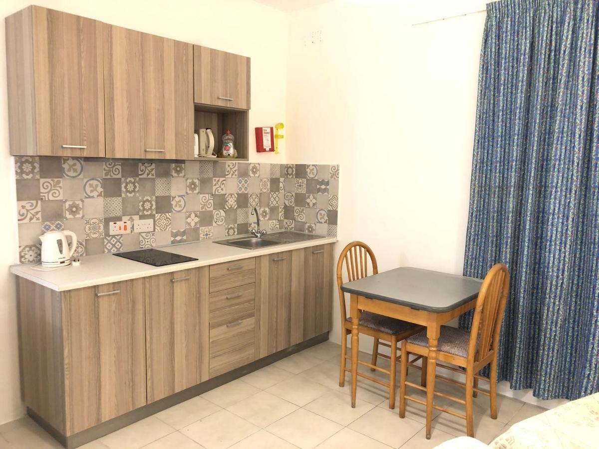 Porto Del Sol Guesthouse Wardija Экстерьер фото